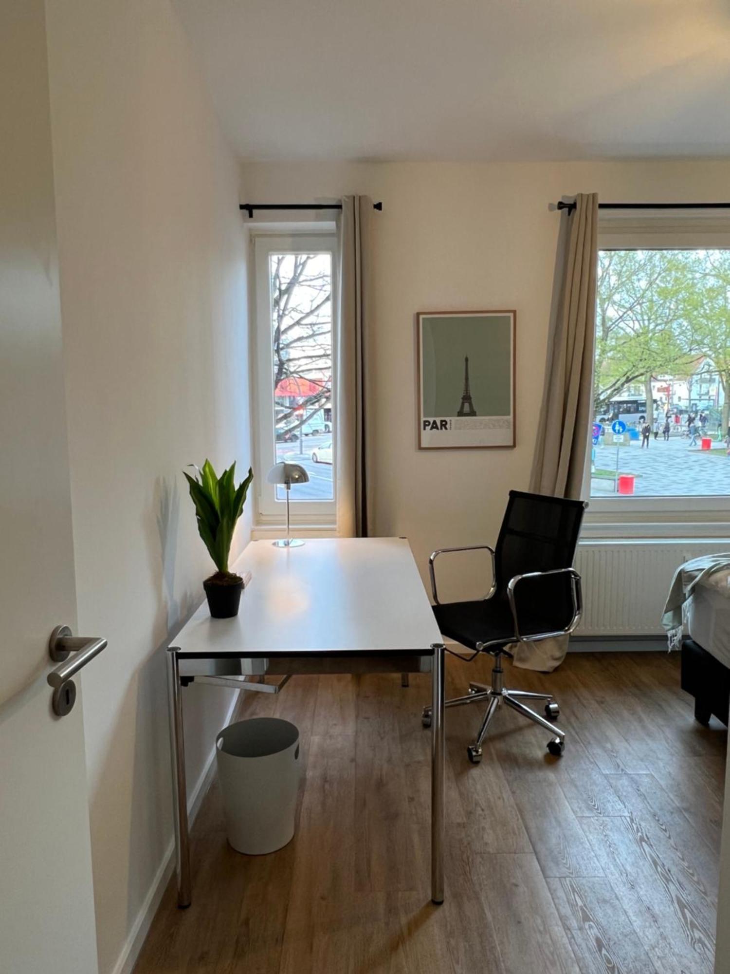 Business Apartment Kranich: 3 Zimmer, Top Infrastrukturlage Hh Langenhorn, Naehe Airport ハンブルク エクステリア 写真