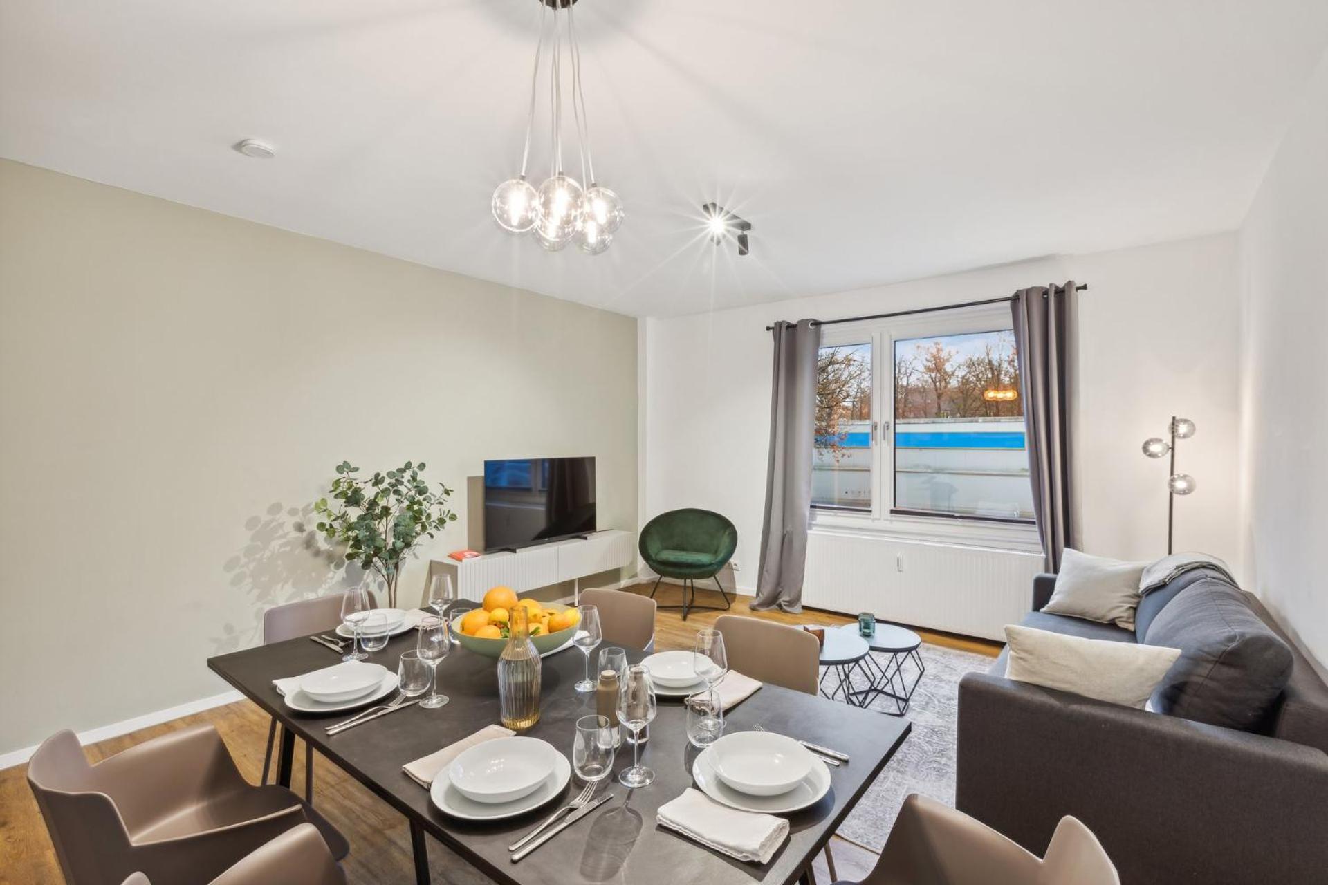 Business Apartment Kranich: 3 Zimmer, Top Infrastrukturlage Hh Langenhorn, Naehe Airport ハンブルク エクステリア 写真
